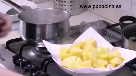 Patatas bravas cocer